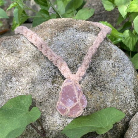 The Edee Necklace- Nude & Raw Rose Quartz